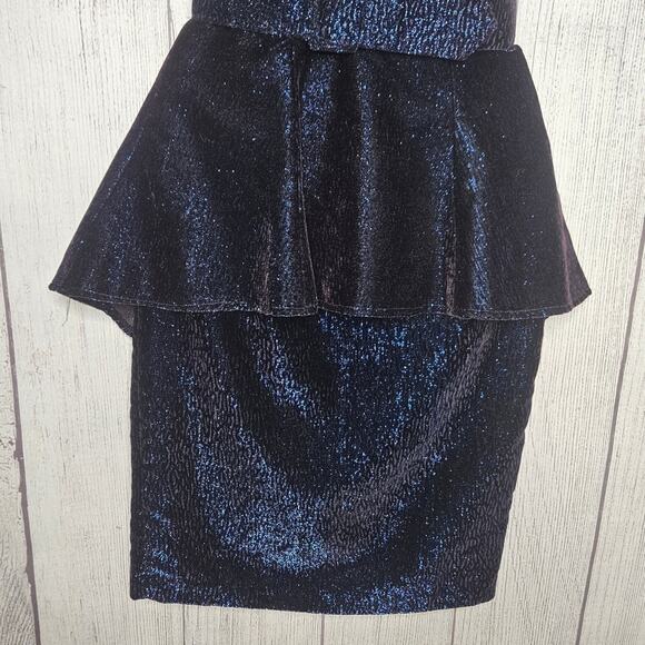 VTG Hearts - Black/Blue Sparkle 3 Piece Skirt Set - Skirt, Top, & Belt - Picture 5 of 9